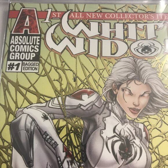 2018 Absolute Comics White Widow #1 Gold Foil Homage Edition Variant CGC 9.8 - Picture 4 of 6